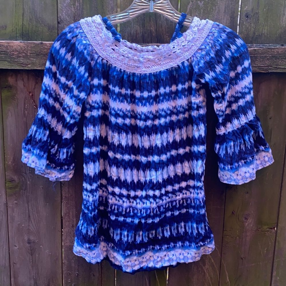Amy Byer top sz. L